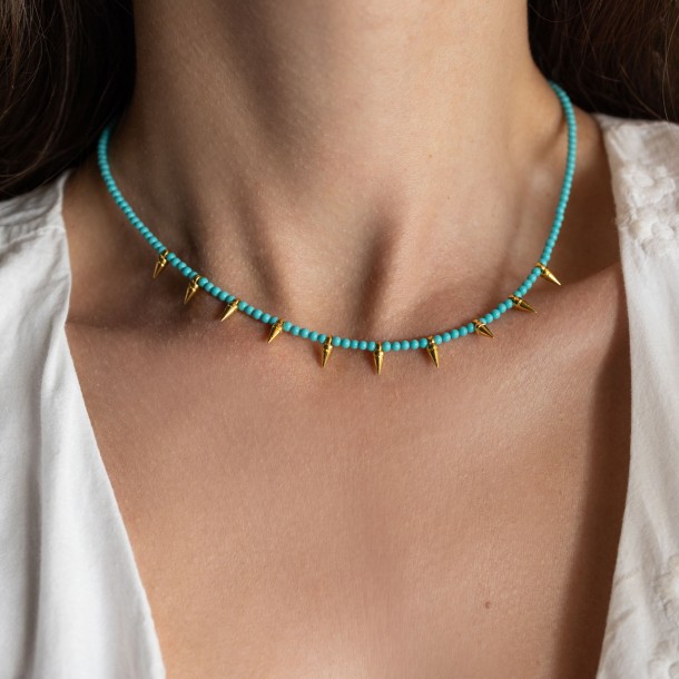 (Preview 1) Τιρκουάζ Κολιέ με Χρυσά Καρφιά | Alevizou Jewellery